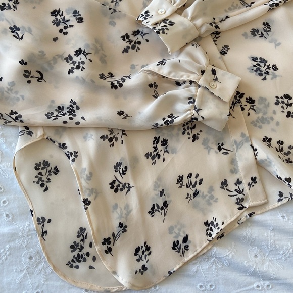 Babaton Long Sleeve Blouse (Size S) - Picture 5 of 5